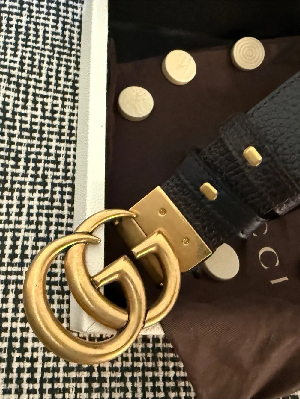 Gucci Men's reversible GG gold buckle brown and black size 100
